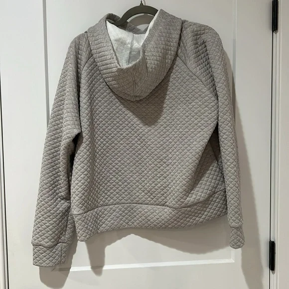 Brand new grey sweatshirt from New Balance. - Picture 3 of 4
